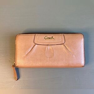 Vintage Coach soft leather zip around wallet